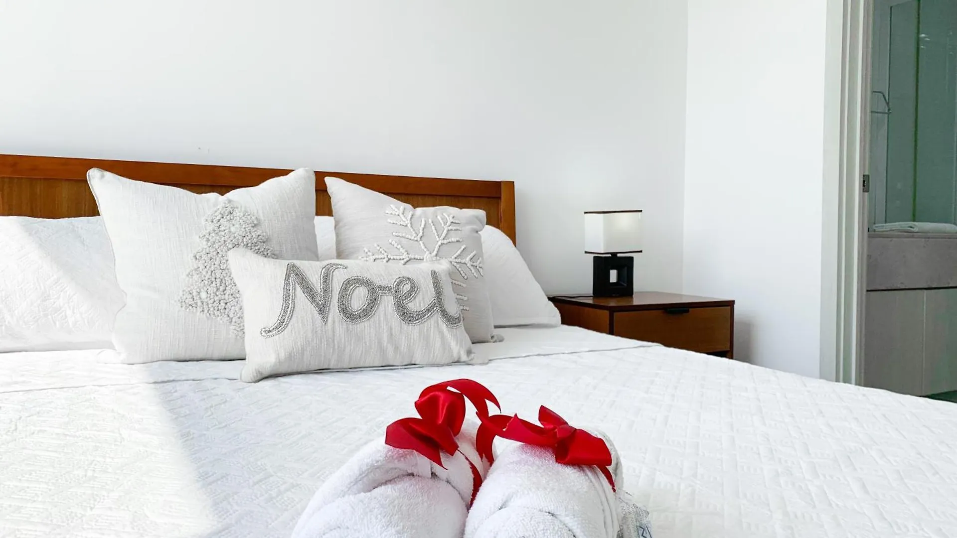 Apartamento Suite De Lujo Cerca Al Aeropuerto, Terminal, Mall Sol Guayaquil